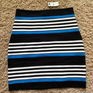 NWT Bodycon Mini Skirt from Express *Size 4*